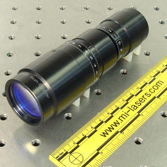 Beam Expander / Collimator 2-8x adjustable 633-980nm